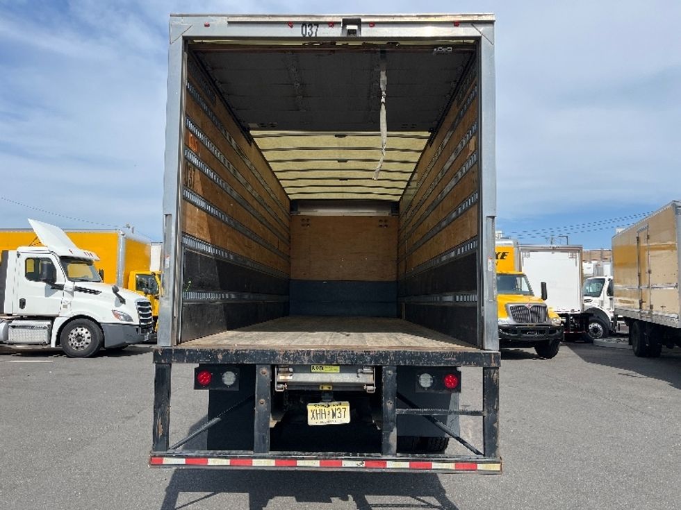 Medium Duty Box Truck-Light and Medium Duty Trucks-International-2020-MV607-Linden-NJ-165,964\n\t\tmiles-$ 58,500 - Image 8