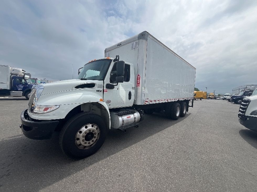 Medium Duty Box Truck-Light and Medium Duty Trucks-International-2020-MV607-Linden-NJ-166,120\n\t\tmiles-$ 58,250 - Image 3