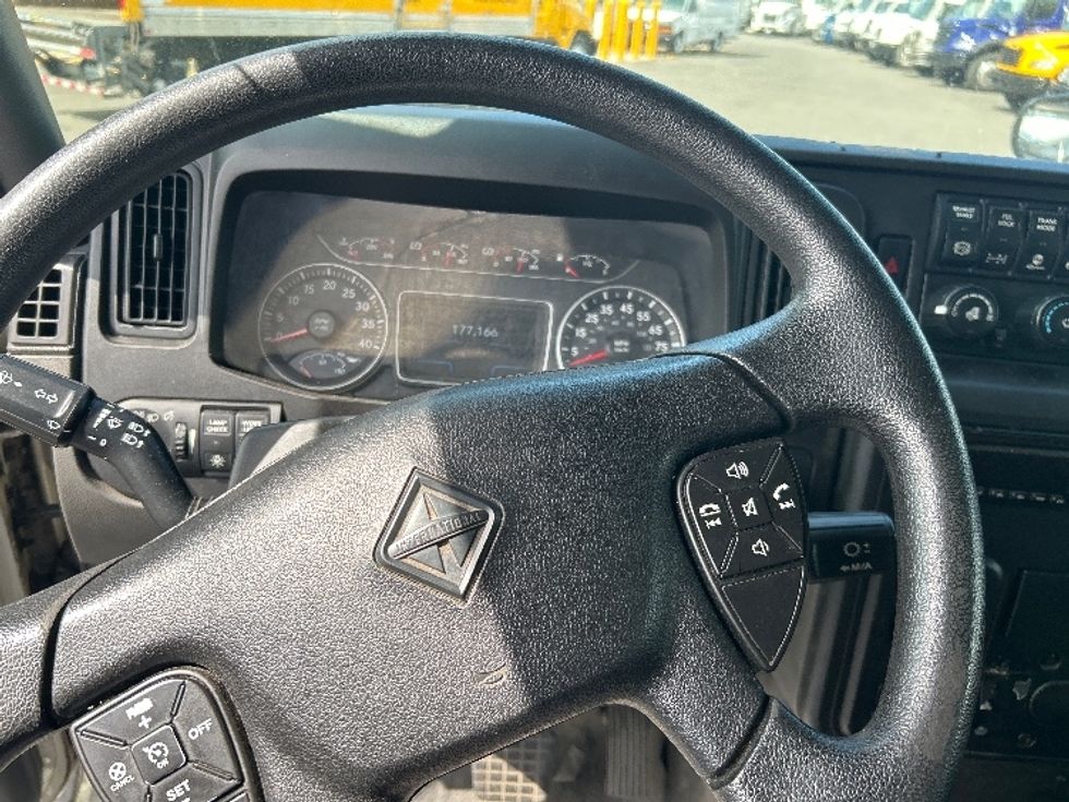 Medium Duty Box Truck-Light and Medium Duty Trucks-International-2020-MV607-Linden-NJ-177,167\n\t\tmiles-$ 56,500 - Image 18