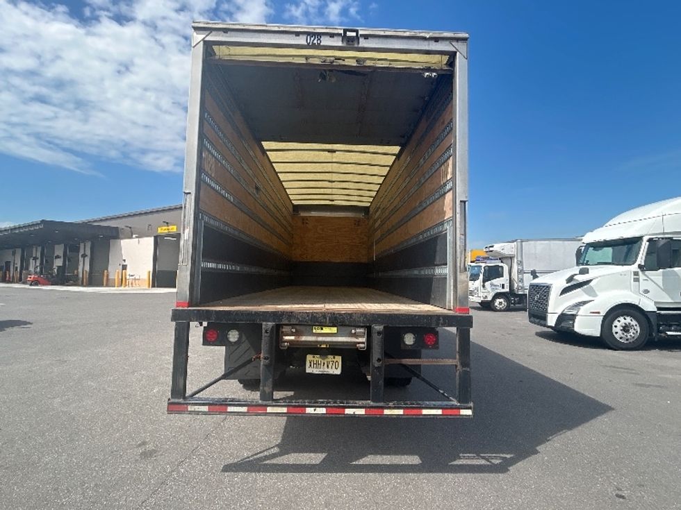Medium Duty Box Truck-Light and Medium Duty Trucks-International-2020-MV607-Linden-NJ-177,167\n\t\tmiles-$ 56,500 - Image 8