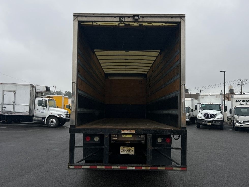 Medium Duty Box Truck-Light and Medium Duty Trucks-International-2020-MV607-Linden-NJ-181,700\n\t\tmiles-$ 55,750 - Image 8