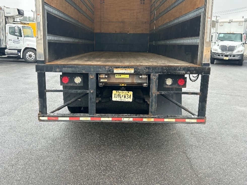 Medium Duty Box Truck-Light and Medium Duty Trucks-International-2020-MV607-Linden-NJ-181,700\n\t\tmiles-$ 55,750 - Image 9