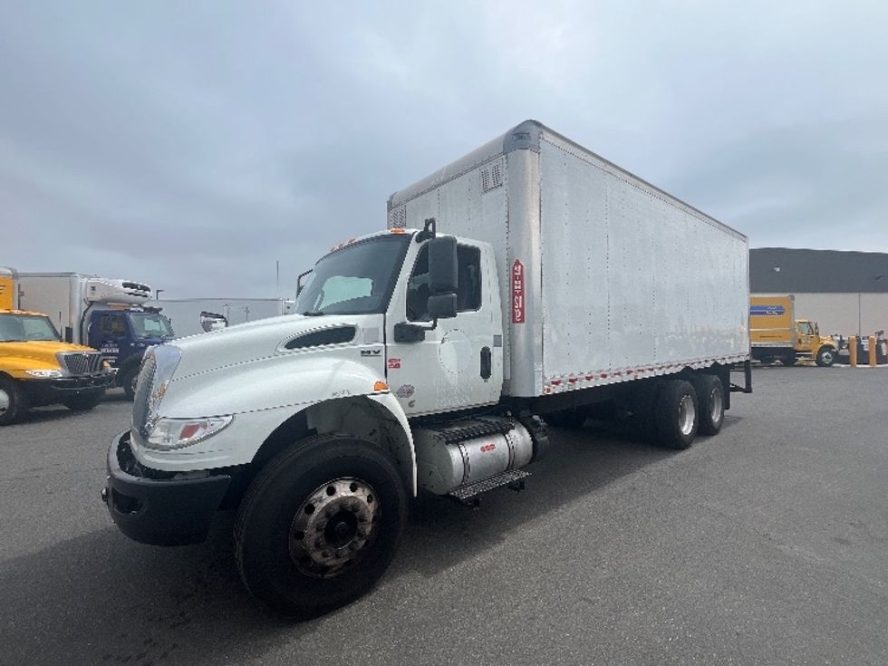 Medium Duty Box Truck-Light and Medium Duty Trucks-International-2020-MV607-Linden-NJ-182,513\n\t\tmiles-$ 39,750 - Image 3