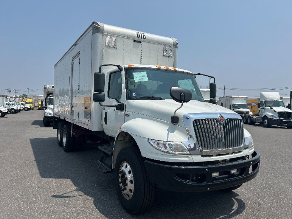 Medium Duty Box Truck-Light and Medium Duty Trucks-International-2020-MV607-Linden-NJ-182,880\n\t\tmiles-$ 55,000 - Image 1
