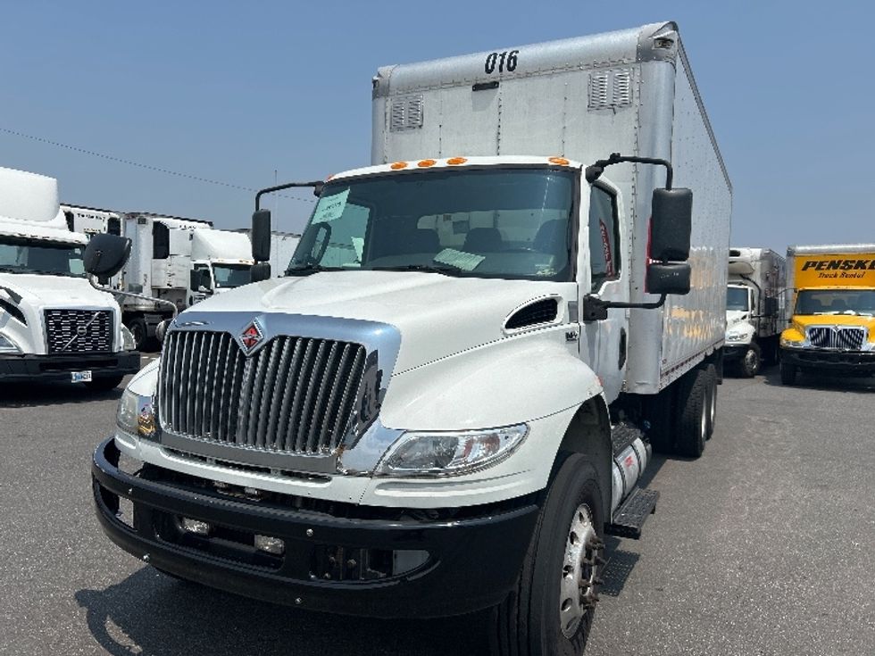Medium Duty Box Truck-Light and Medium Duty Trucks-International-2020-MV607-Linden-NJ-182,880\n\t\tmiles-$ 55,000 - Image 3