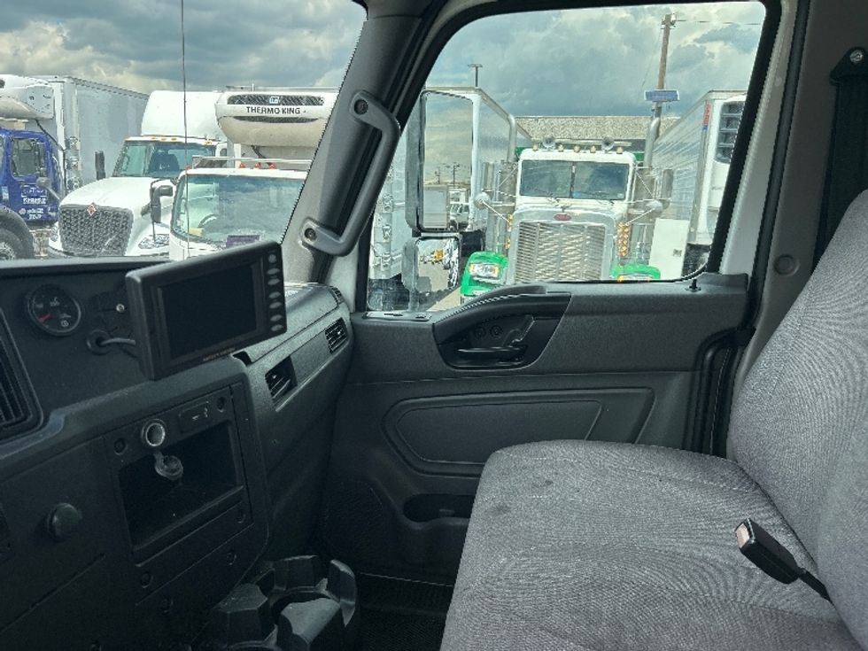 Medium Duty Box Truck-Light and Medium Duty Trucks-International-2020-MV607-Linden-NJ-184,591\n\t\tmiles-$ 55,500 - Image 19