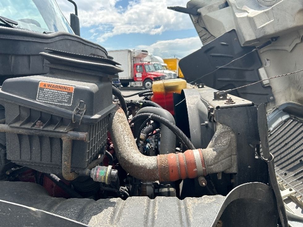 Medium Duty Box Truck-Light and Medium Duty Trucks-International-2020-MV607-Linden-NJ-184,591\n\t\tmiles-$ 55,500 - Image 23