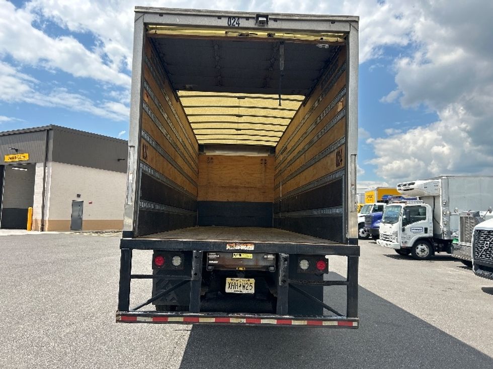 Medium Duty Box Truck-Light and Medium Duty Trucks-International-2020-MV607-Linden-NJ-184,591\n\t\tmiles-$ 55,500 - Image 8