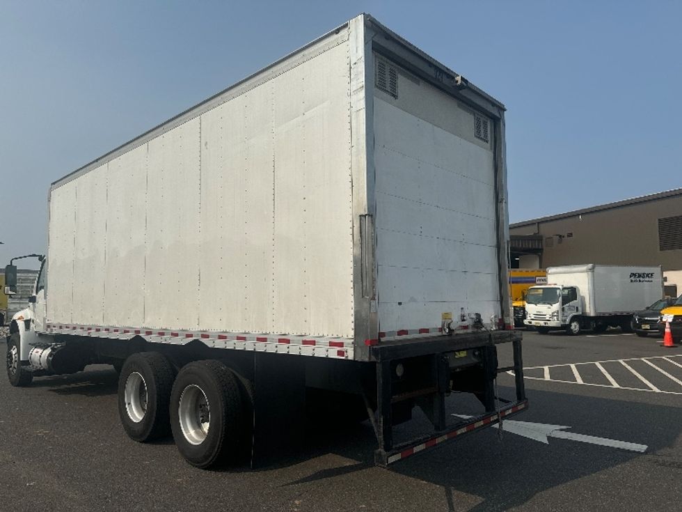 Medium Duty Box Truck-Light and Medium Duty Trucks-International-2020-MV607-Linden-NJ-185,114\n\t\tmiles-$ 54,250 - Image 6