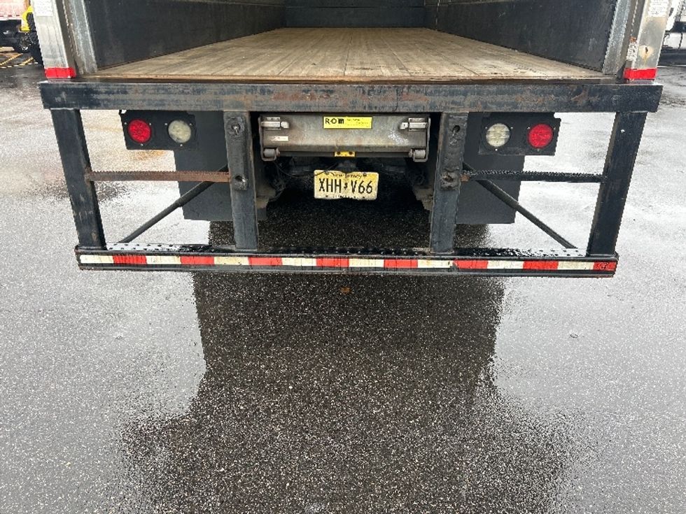 Medium Duty Box Truck-Light and Medium Duty Trucks-International-2020-MV607-Linden-NJ-185,114\n\t\tmiles-$ 54,250 - Image 9