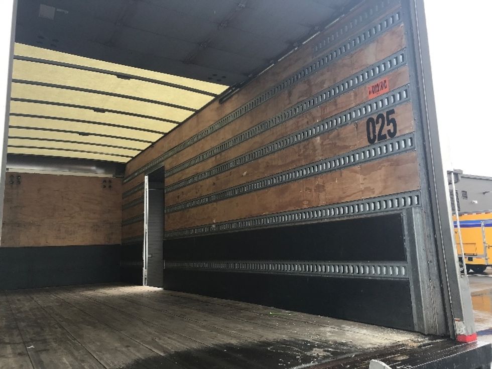 Medium Duty Box Truck-Light and Medium Duty Trucks-International-2020-MV607-Linden-NJ-190,134\n\t\tmiles-$ 54,500 - Image 12