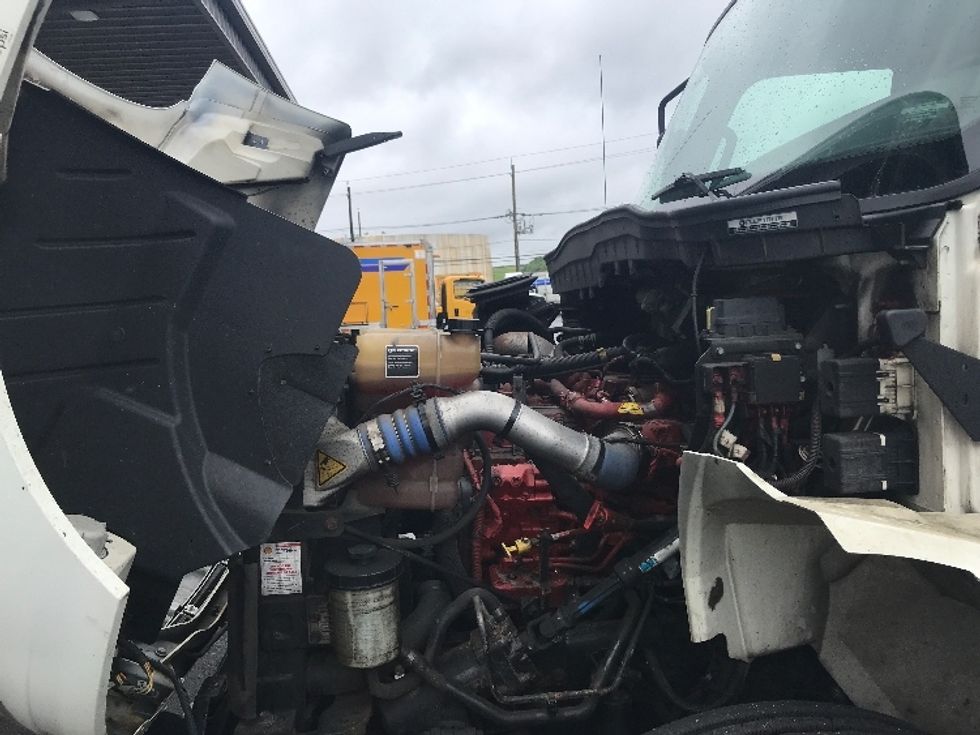 Medium Duty Box Truck-Light and Medium Duty Trucks-International-2020-MV607-Linden-NJ-190,134\n\t\tmiles-$ 54,500 - Image 24