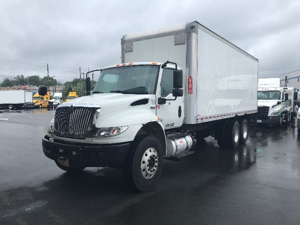 Medium Duty Box Truck-Light and Medium Duty Trucks-International-2020-MV607-Linden-NJ-190,134\n\t\tmiles-$ 54,500 - Image 3