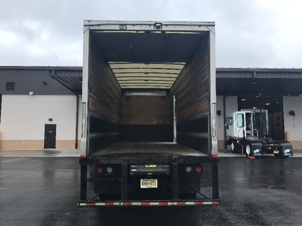 Medium Duty Box Truck-Light and Medium Duty Trucks-International-2020-MV607-Linden-NJ-190,134\n\t\tmiles-$ 54,500 - Image 8