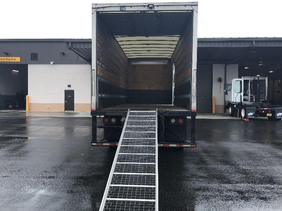 Medium Duty Box Truck-Light and Medium Duty Trucks-International-2020-MV607-Linden-NJ-190,134\n\t\tmiles-$ 54,500 - Image 9