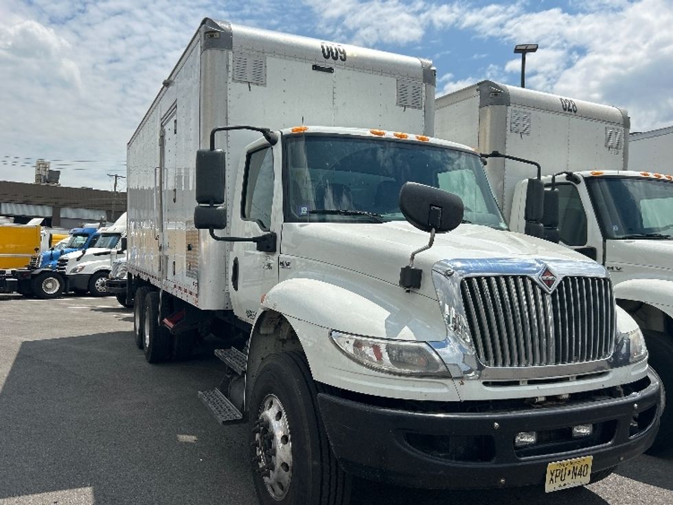 Medium Duty Box Truck-Light and Medium Duty Trucks-International-2020-MV607-Linden-NJ-200,642\n\t\tmiles-$ 53,250 - Image 1