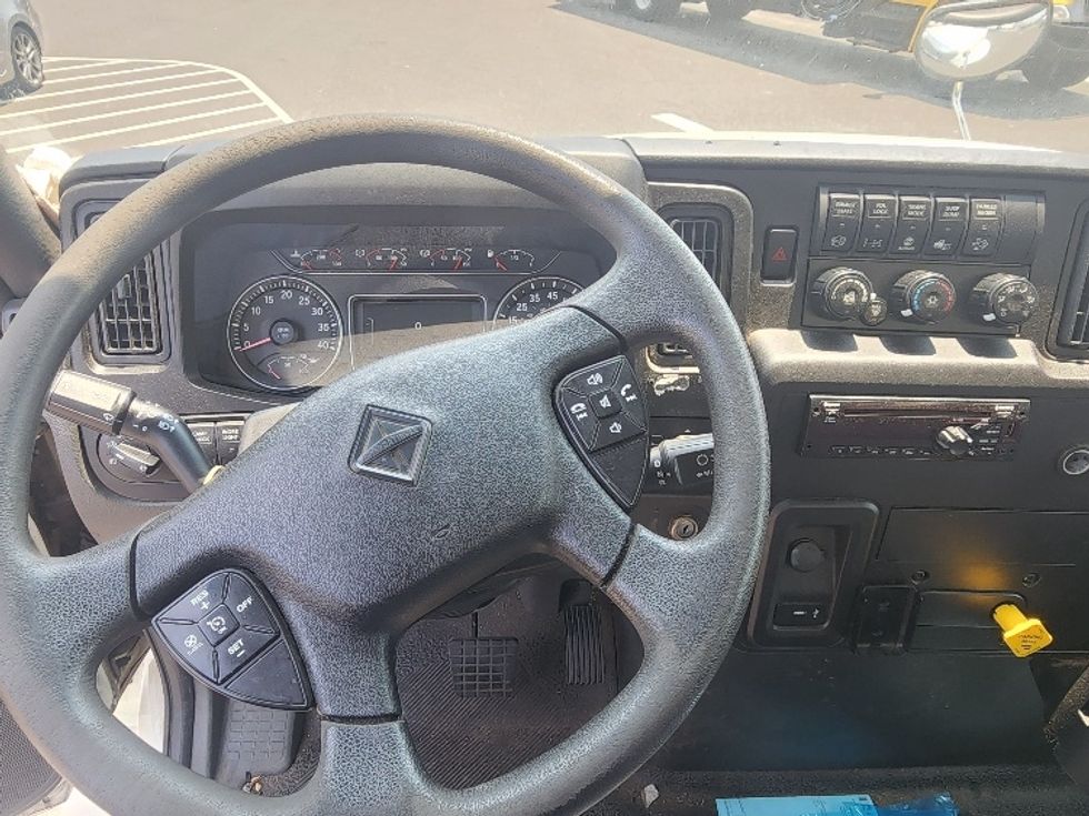 Medium Duty Box Truck-Light and Medium Duty Trucks-International-2020-MV607-Linden-NJ-206,668\n\t\tmiles-$ 52,250 - Image 18