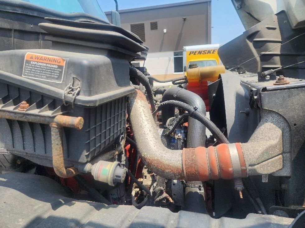 Medium Duty Box Truck-Light and Medium Duty Trucks-International-2020-MV607-Linden-NJ-206,668\n\t\tmiles-$ 52,250 - Image 23