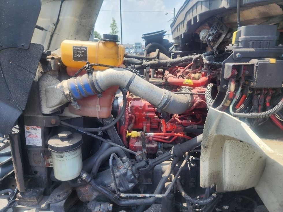 Medium Duty Box Truck-Light and Medium Duty Trucks-International-2020-MV607-Linden-NJ-206,668\n\t\tmiles-$ 52,250 - Image 24