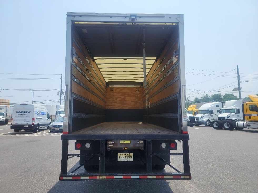 Medium Duty Box Truck-Light and Medium Duty Trucks-International-2020-MV607-Linden-NJ-206,668\n\t\tmiles-$ 52,250 - Image 8