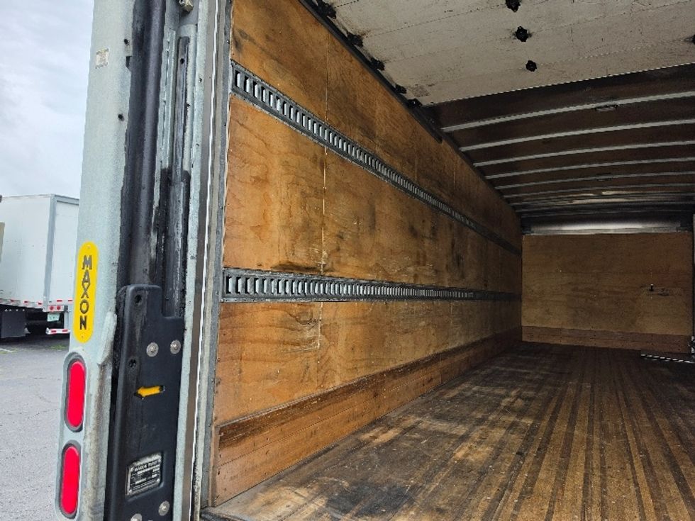Medium Duty Box Truck-Light and Medium Duty Trucks-International-2020-MV607-Little Rock-AR-110,986\n\t\tmiles-$ 51,500 - Image 11