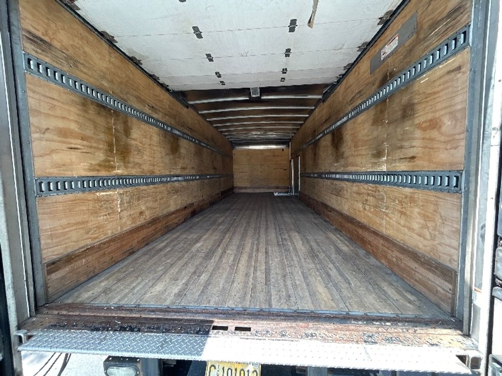 Medium Duty Box Truck-Light and Medium Duty Trucks-International-2020-MV607-Little Rock-AR-134,327\n\t\tmiles-$ 57,500 - Image 9