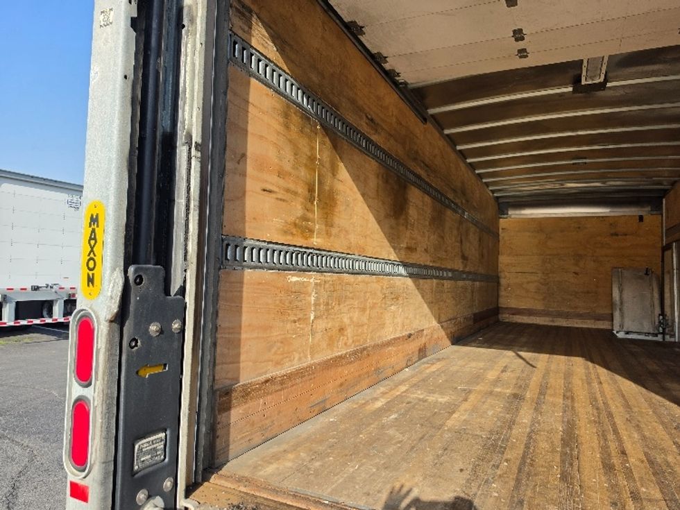 Medium Duty Box Truck-Light and Medium Duty Trucks-International-2020-MV607-Little Rock-AR-219,723\n\t\tmiles-$ 41,000 - Image 11