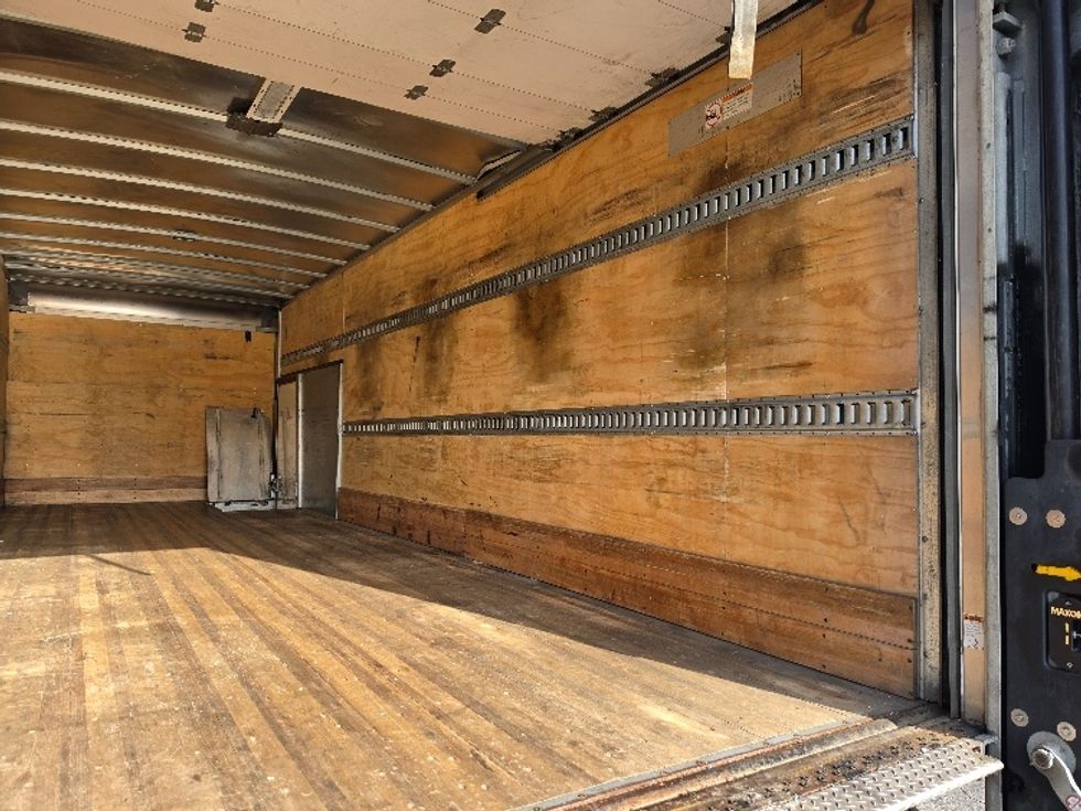 Medium Duty Box Truck-Light and Medium Duty Trucks-International-2020-MV607-Little Rock-AR-219,723\n\t\tmiles-$ 41,000 - Image 12