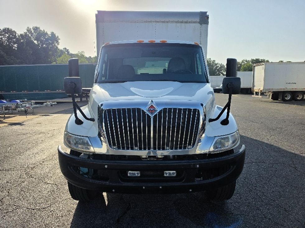 Medium Duty Box Truck-Light and Medium Duty Trucks-International-2020-MV607-Little Rock-AR-219,723\n\t\tmiles-$ 41,000 - Image 2