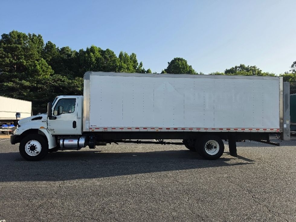 Medium Duty Box Truck-Light and Medium Duty Trucks-International-2020-MV607-Little Rock-AR-219,723\n\t\tmiles-$ 41,000 - Image 4