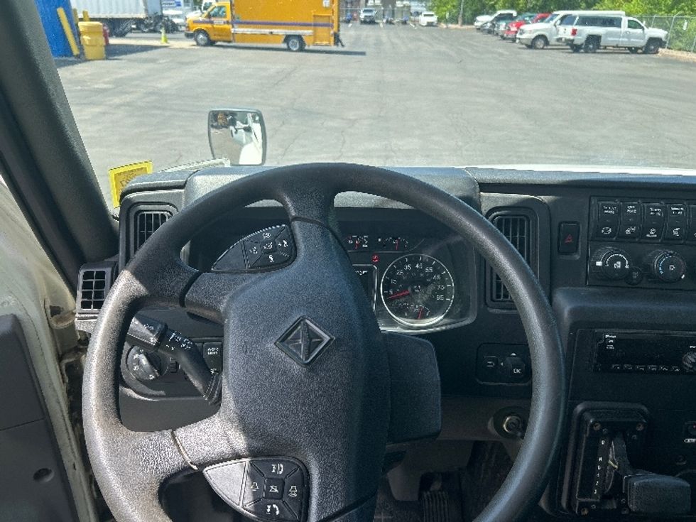 Medium Duty Box Truck-Light and Medium Duty Trucks-International-2020-MV607-Liverpool-NY-103,844\n\t\tmiles-$ 58,000 - Image 17
