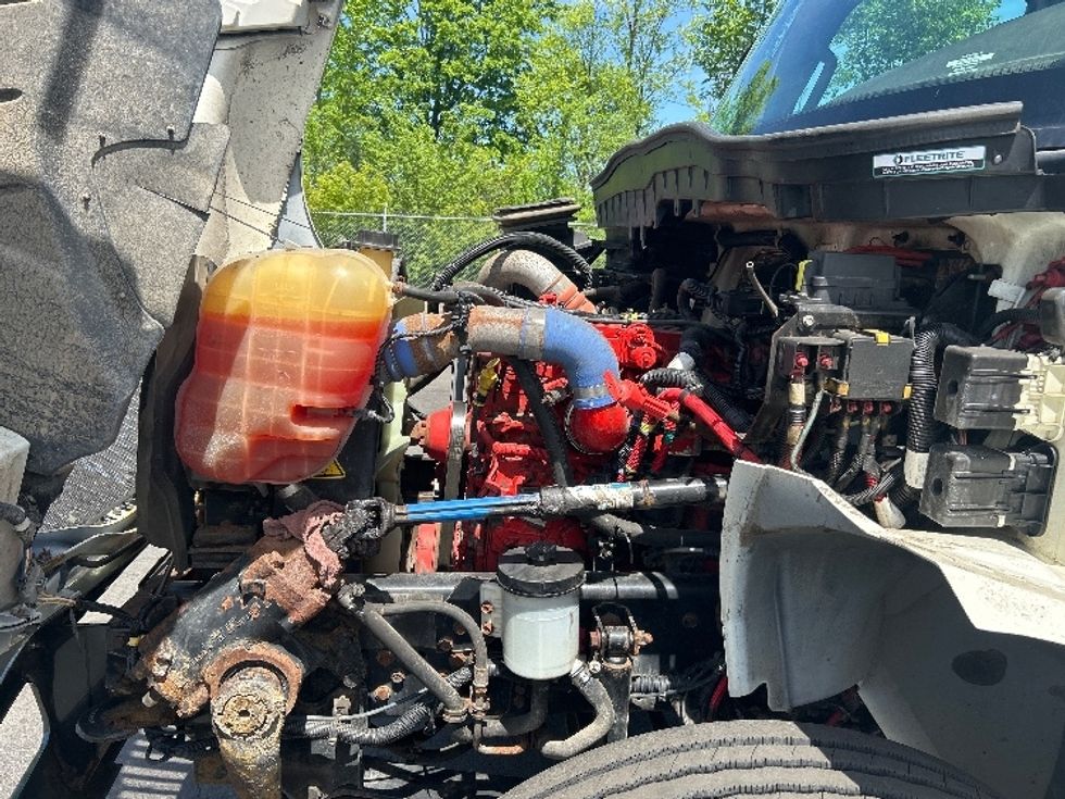 Medium Duty Box Truck-Light and Medium Duty Trucks-International-2020-MV607-Liverpool-NY-103,844\n\t\tmiles-$ 58,000 - Image 24