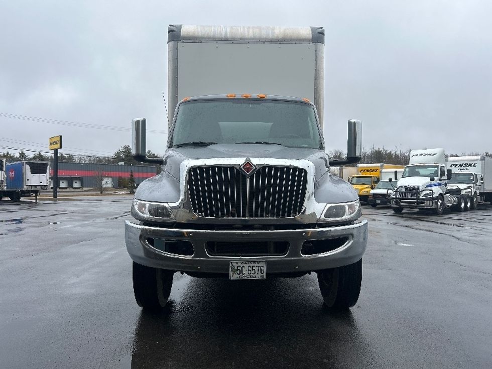Medium Duty Box Truck-Light and Medium Duty Trucks-International-2020-MV607-Londonderry-NH-138,860\n\t\tmiles-$ 53,000 - Image 2
