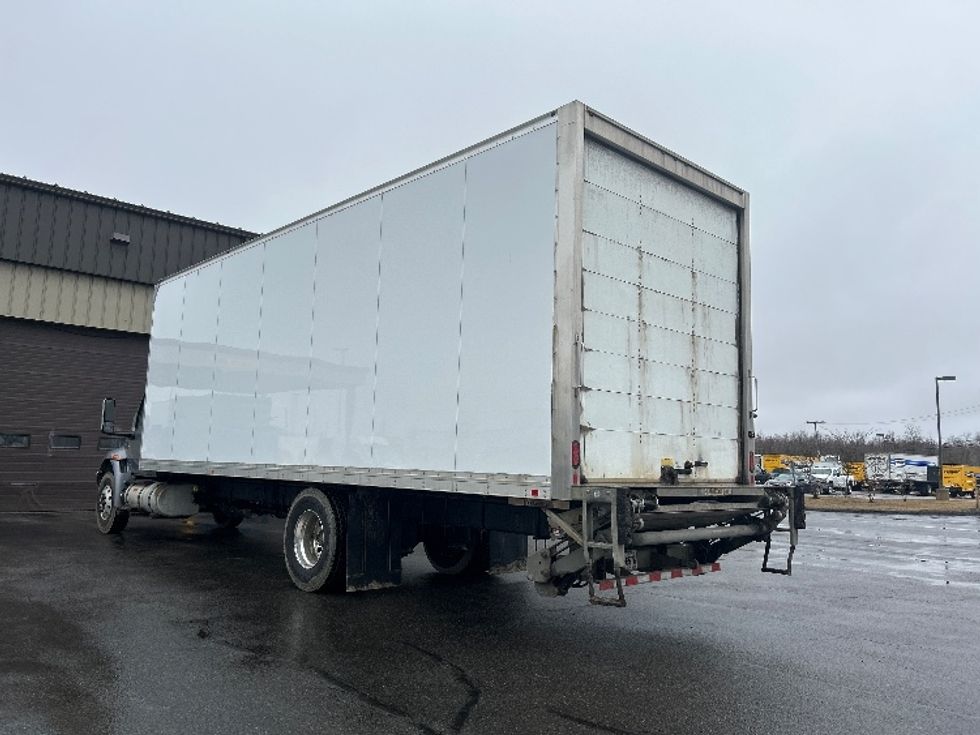Medium Duty Box Truck-Light and Medium Duty Trucks-International-2020-MV607-Londonderry-NH-138,860\n\t\tmiles-$ 53,000 - Image 6