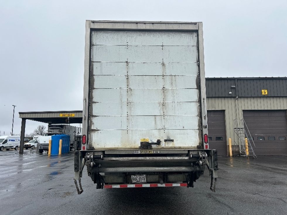 Medium Duty Box Truck-Light and Medium Duty Trucks-International-2020-MV607-Londonderry-NH-138,860\n\t\tmiles-$ 53,000 - Image 7