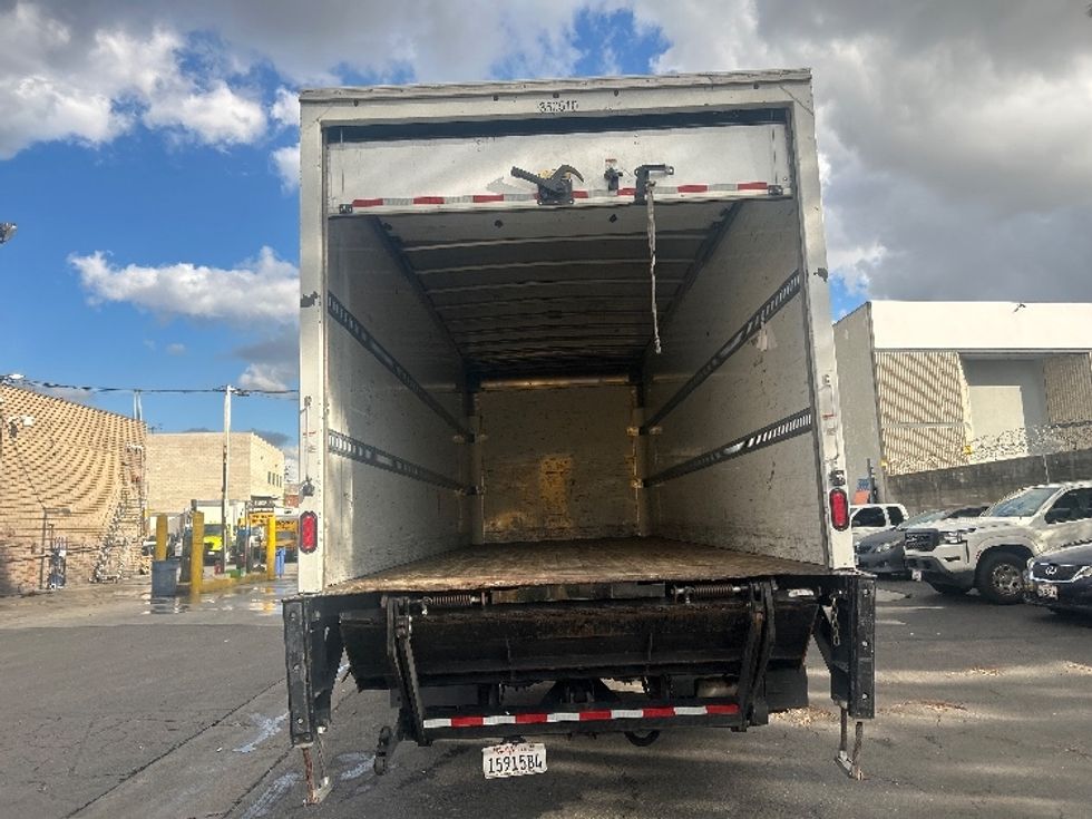 Medium Duty Box Truck-Light and Medium Duty Trucks-International-2020-MV607-Los Angeles-CA-98,813\n\t\tmiles-$ 57,750 - Image 8