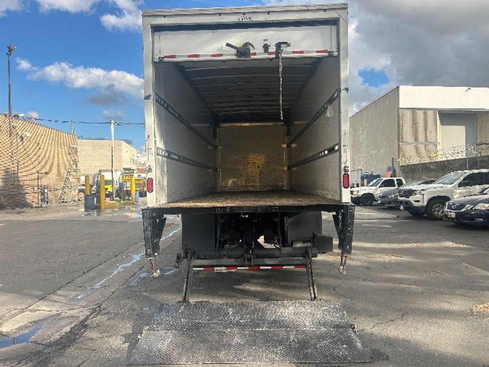 Medium Duty Box Truck-Light and Medium Duty Trucks-International-2020-MV607-Los Angeles-CA-98,813\n\t\tmiles-$ 57,750 - Image 9