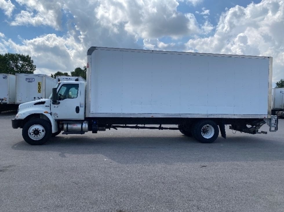 Medium Duty Box Truck-Light and Medium Duty Trucks-International-2020-MV607-Louisville-KY-15,483\n\t\tmiles-$ 67,750 - Image 4