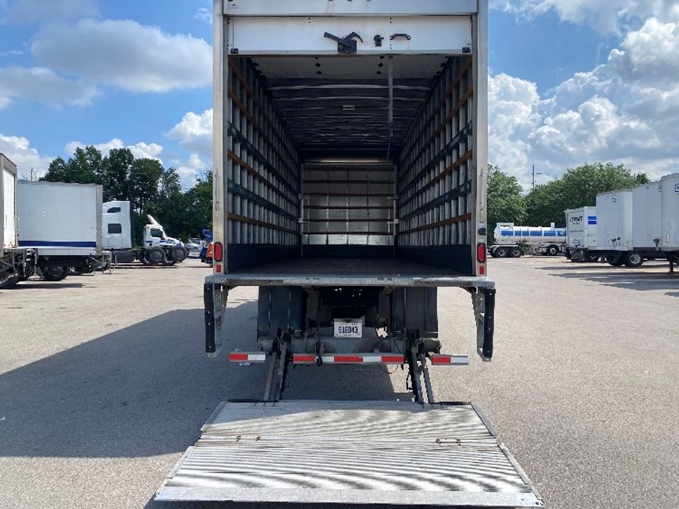 Medium Duty Box Truck-Light and Medium Duty Trucks-International-2020-MV607-Louisville-KY-15,483\n\t\tmiles-$ 67,750 - Image 9
