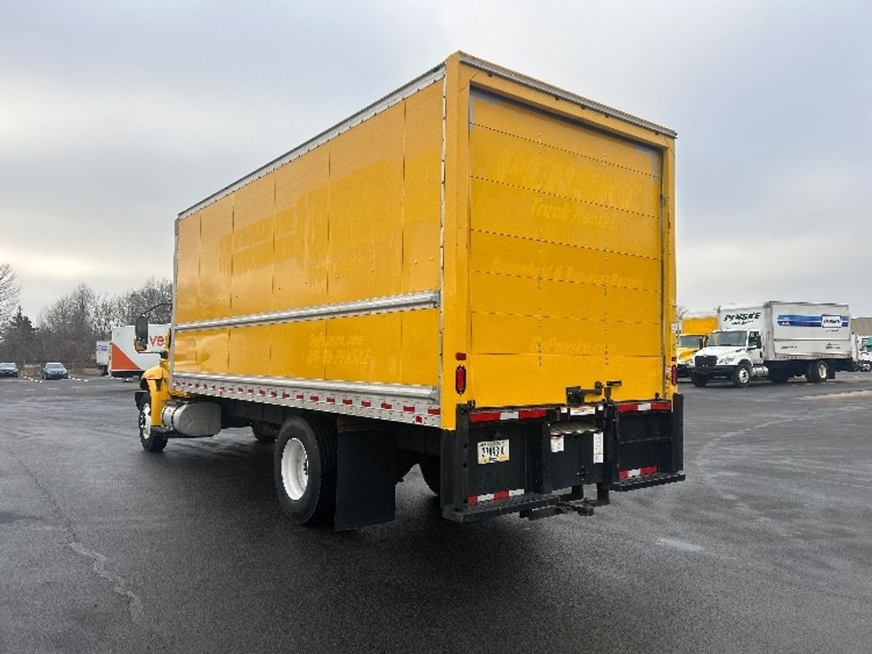 Medium Duty Box Truck-Light and Medium Duty Trucks-International-2020-MV607-Louisville-KY-156,792\n\t\tmiles-$ 35,000 - Image 6