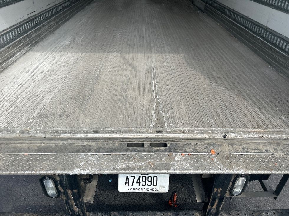 Medium Duty Box Truck-Light and Medium Duty Trucks-International-2020-MV607-Louisville-KY-261,343\n\t\tmiles-$ 24,500 - Image 10