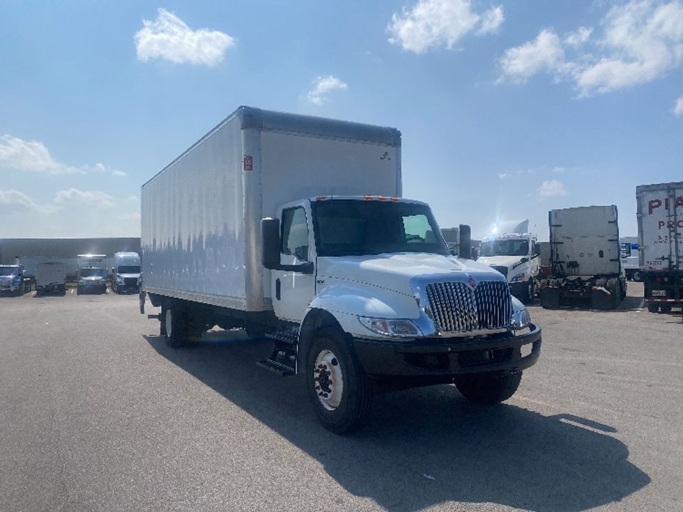 Medium Duty Box Truck-Light and Medium Duty Trucks-International-2020-MV607-Louisville-KY-33,406\n\t\tmiles-$ 66,000 - Image 1