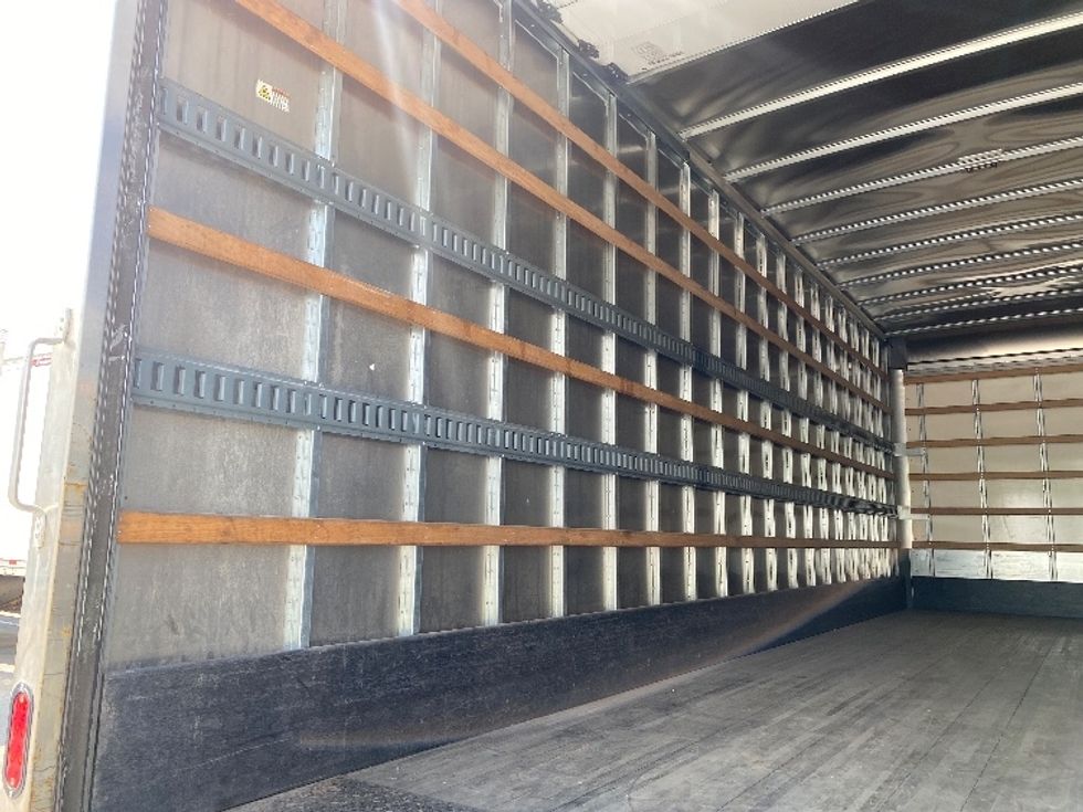 Medium Duty Box Truck-Light and Medium Duty Trucks-International-2020-MV607-Louisville-KY-33,406\n\t\tmiles-$ 66,000 - Image 11