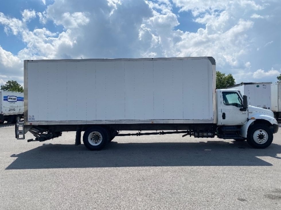 Medium Duty Box Truck-Light and Medium Duty Trucks-International-2020-MV607-Louisville-KY-33,406\n\t\tmiles-$ 66,000 - Image 15