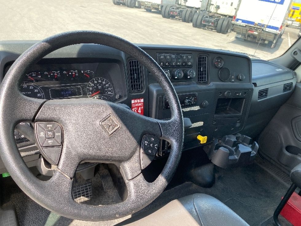 Medium Duty Box Truck-Light and Medium Duty Trucks-International-2020-MV607-Louisville-KY-33,406\n\t\tmiles-$ 66,000 - Image 18