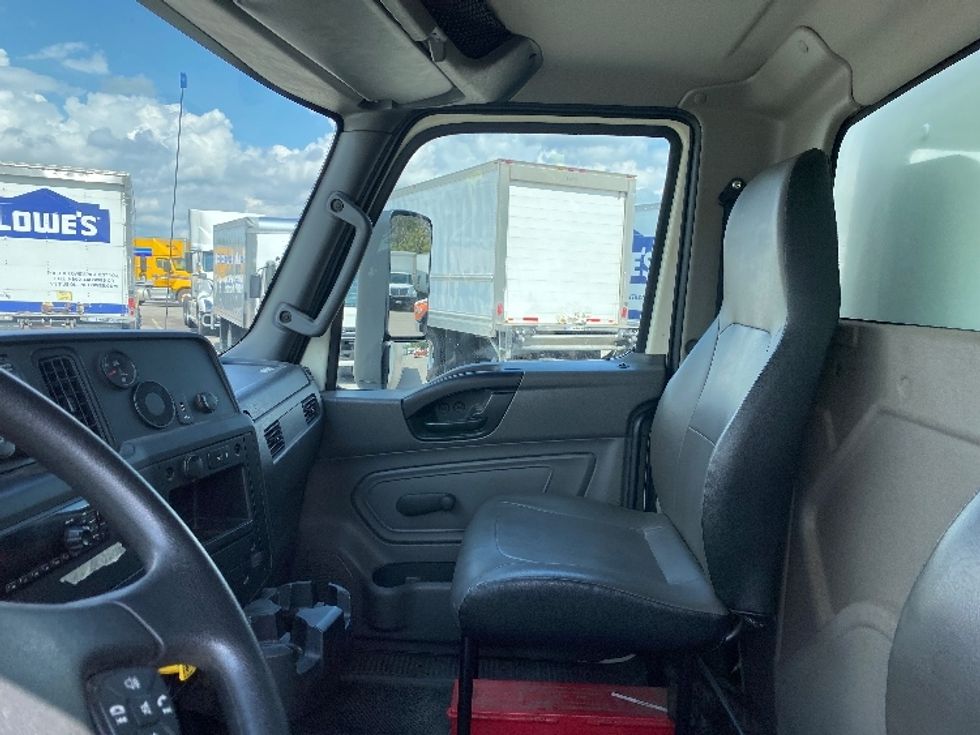 Medium Duty Box Truck-Light and Medium Duty Trucks-International-2020-MV607-Louisville-KY-33,406\n\t\tmiles-$ 66,000 - Image 19