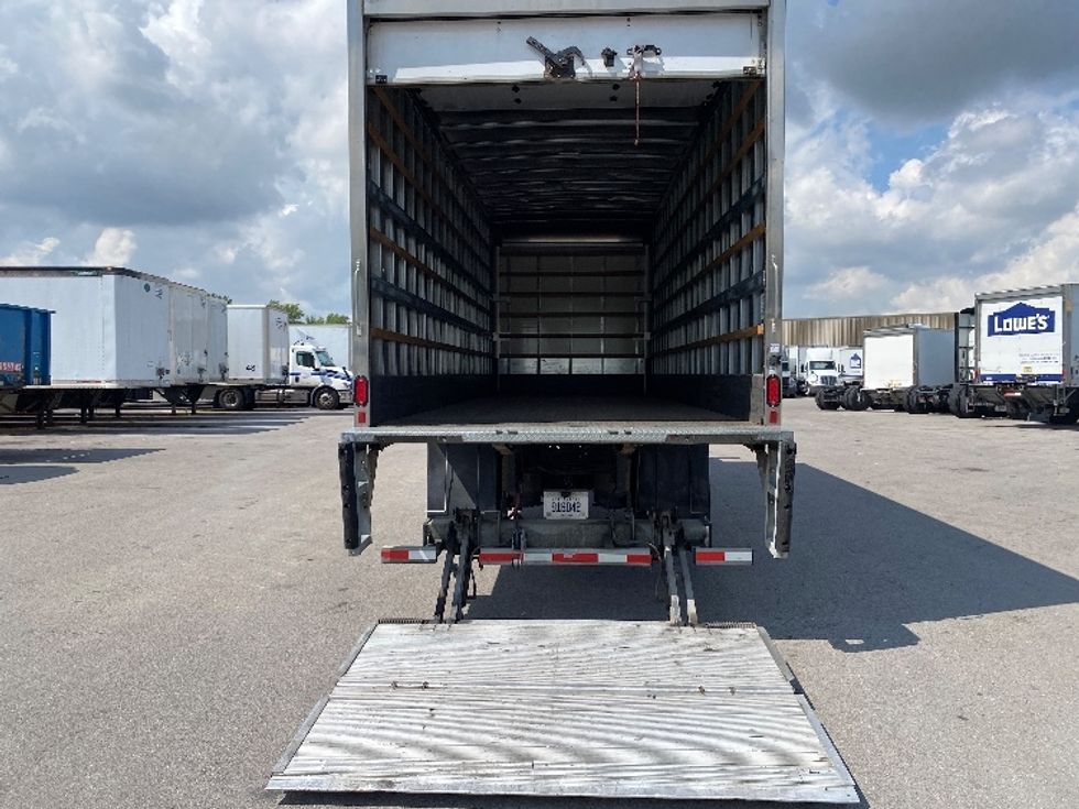 Medium Duty Box Truck-Light and Medium Duty Trucks-International-2020-MV607-Louisville-KY-33,406\n\t\tmiles-$ 66,000 - Image 9