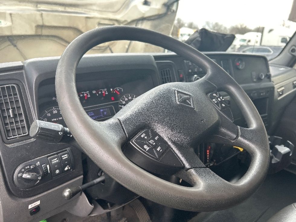 Medium Duty Box Truck-Light and Medium Duty Trucks-International-2020-MV607-Louisville-KY-88,245\n\t\tmiles-$ 56,000 - Image 17