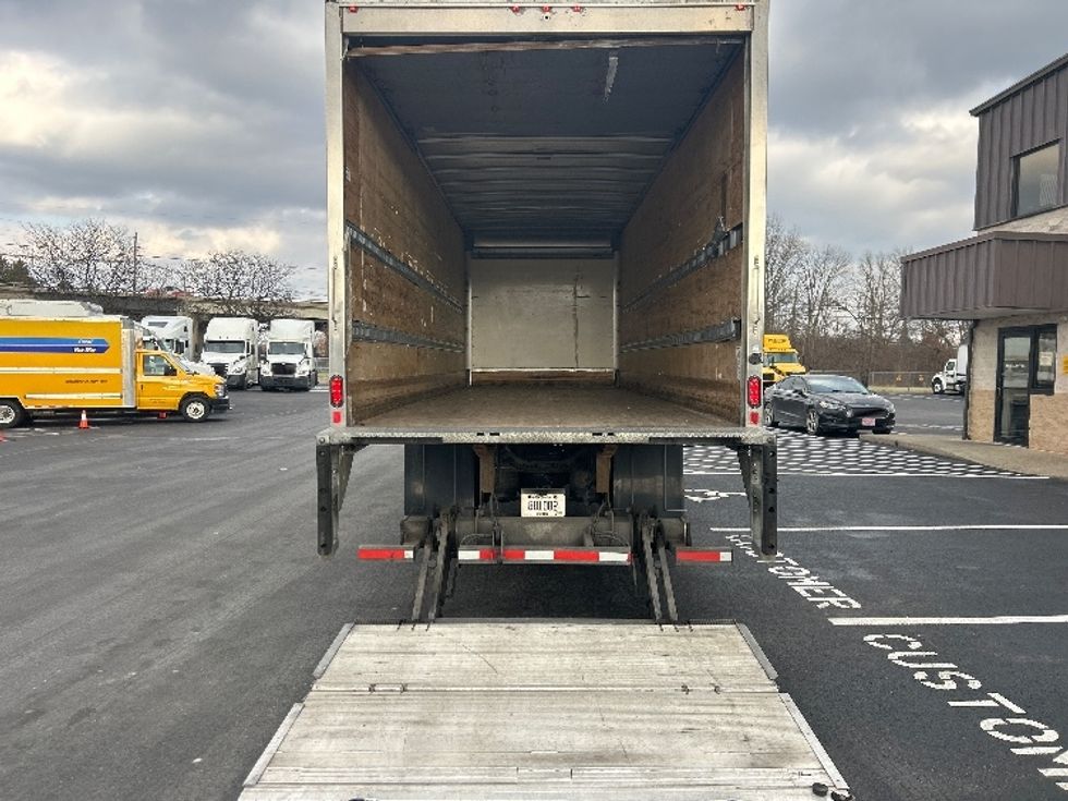 Medium Duty Box Truck-Light and Medium Duty Trucks-International-2020-MV607-Louisville-KY-88,245\n\t\tmiles-$ 56,000 - Image 6