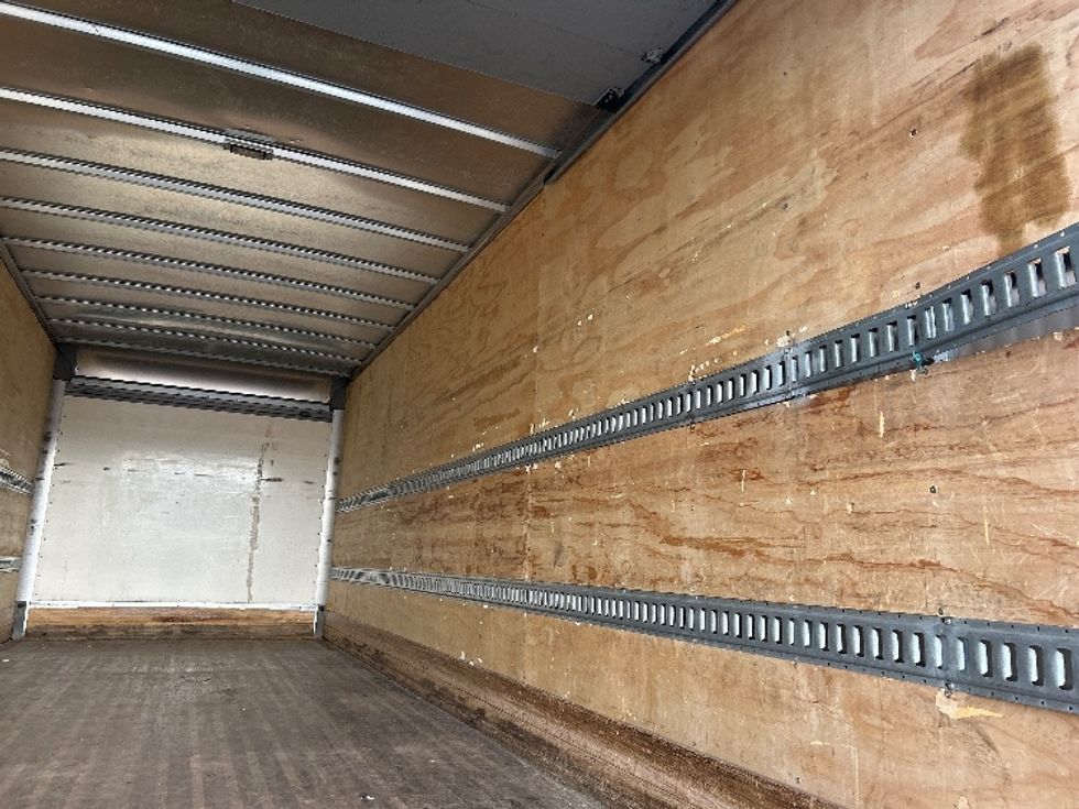 Medium Duty Box Truck-Light and Medium Duty Trucks-International-2020-MV607-Louisville-KY-88,245\n\t\tmiles-$ 56,000 - Image 9